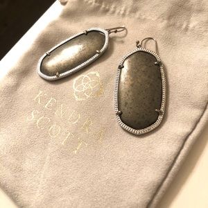 Kendra Scott Danielle Earrings in Graphite